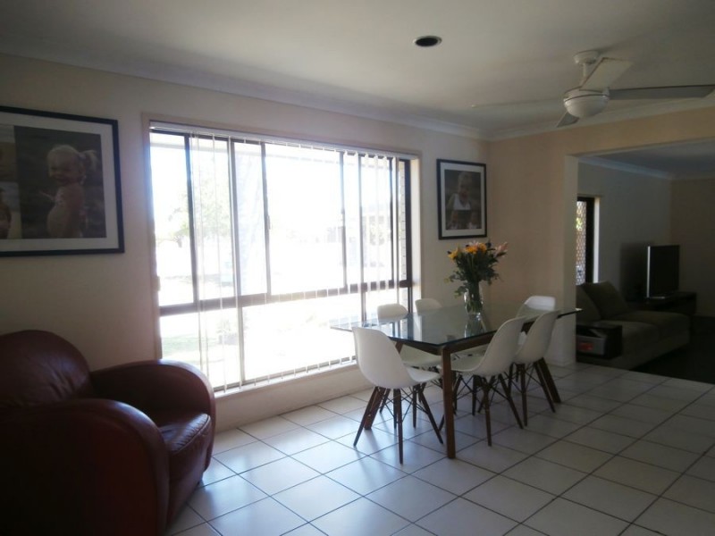 23 Honeyeater Drive, Burleigh Waters QLD 4220