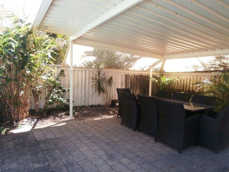 23 Honeyeater Drive, Burleigh Waters QLD 4220