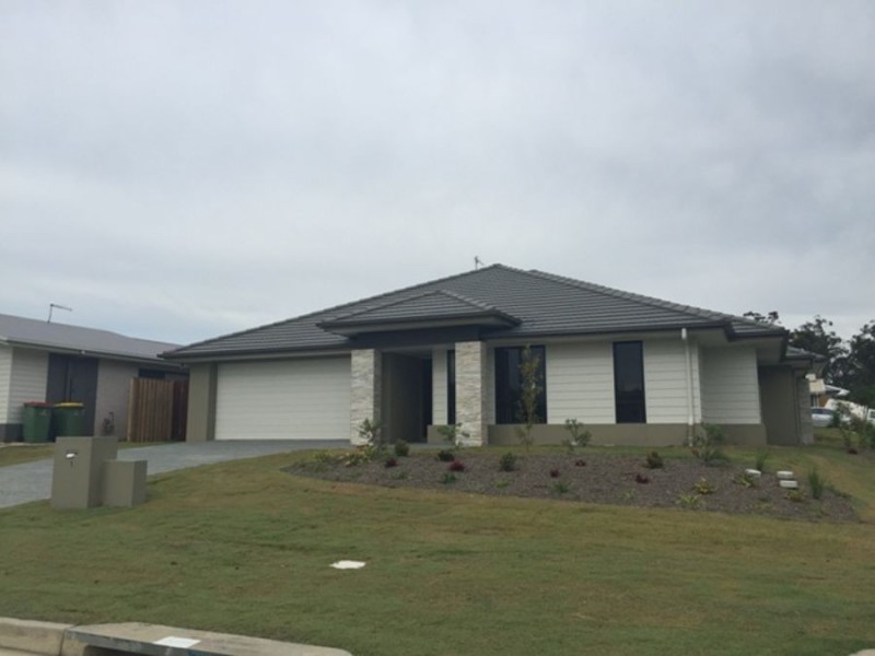 1/1 Bottle Brush Circuit, Coomera QLD 4209