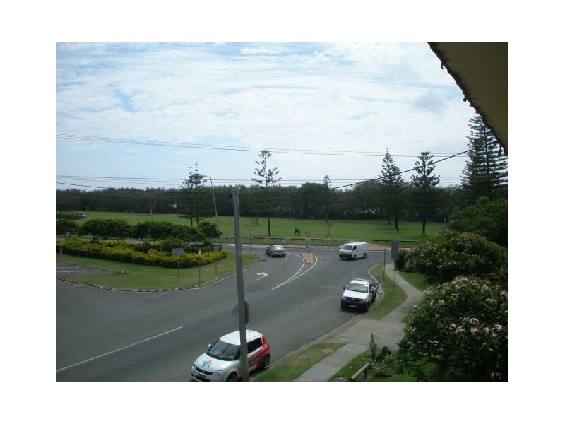 Broadbeach QLD 4218