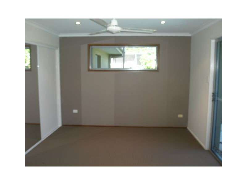 Broadbeach Waters QLD 4218