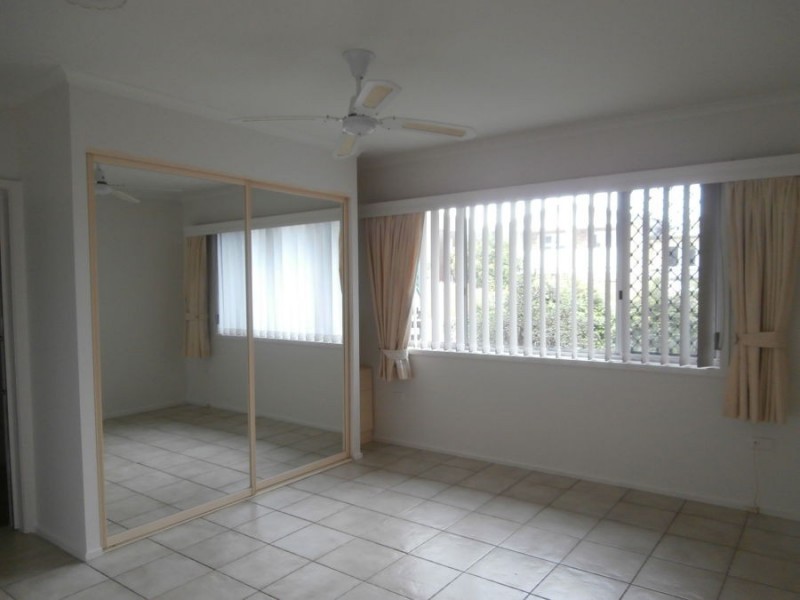 49 Petrel Avenue, Mermaid Beach QLD 4218