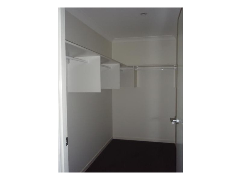 Ashmore QLD 4214