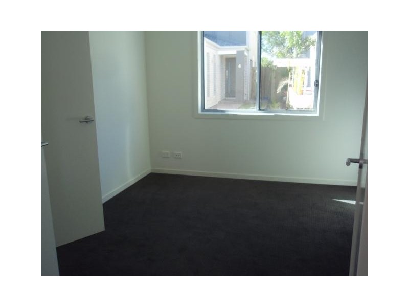 Molendinar QLD 4214
