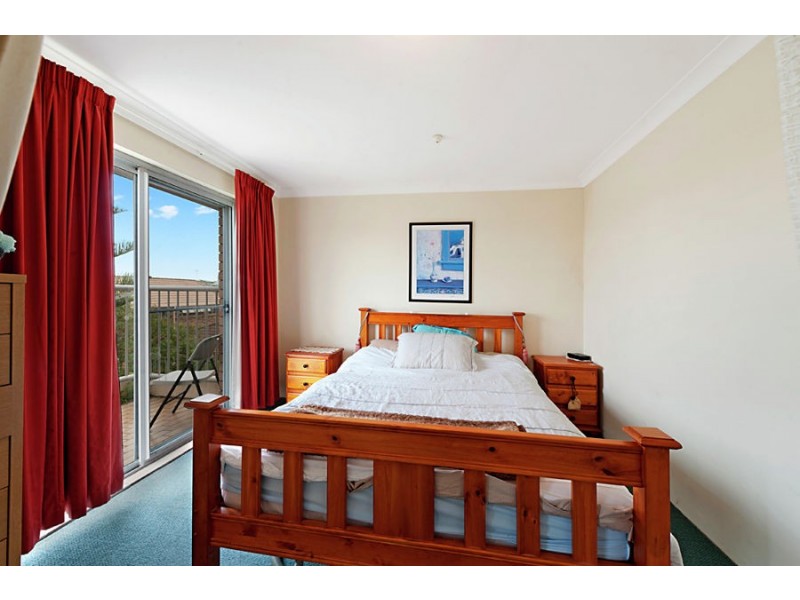 9/2279 Gold Coast Highway, Mermaid Beach QLD 4218