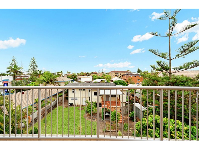 9/2279 Gold Coast Highway, Mermaid Beach QLD 4218