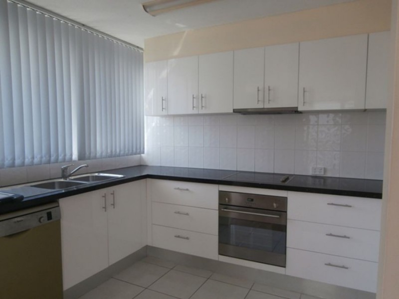 101/32 Riverview Parade “Anchorage”, Surfers Paradise QLD 4217