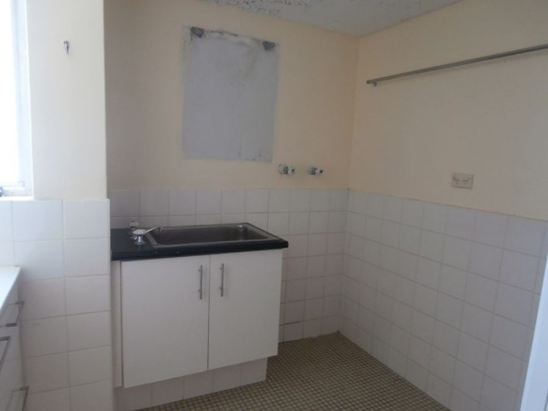 101/32 Riverview Parade “Anchorage”, Surfers Paradise QLD 4217