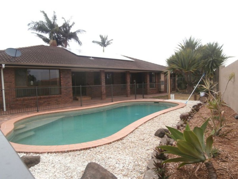 91 Alec Avenue, Mermaid Waters QLD 4218