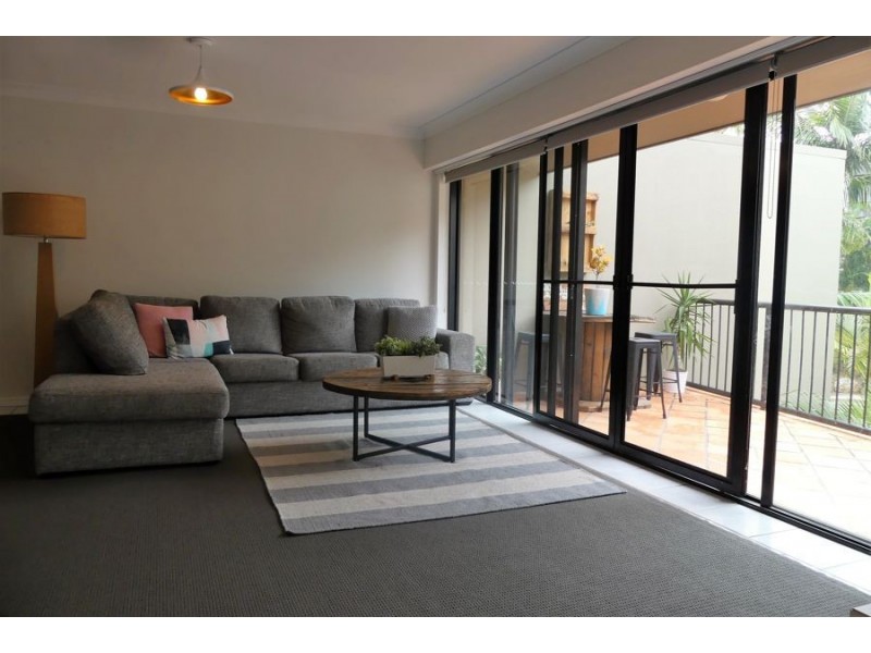 B25/1 Great Hall Drive “Magic Mountain”, Miami QLD 4220