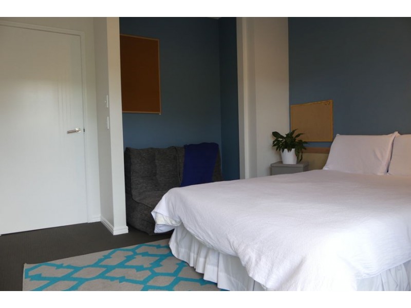 B25/1 Great Hall Drive “Magic Mountain”, Miami QLD 4220