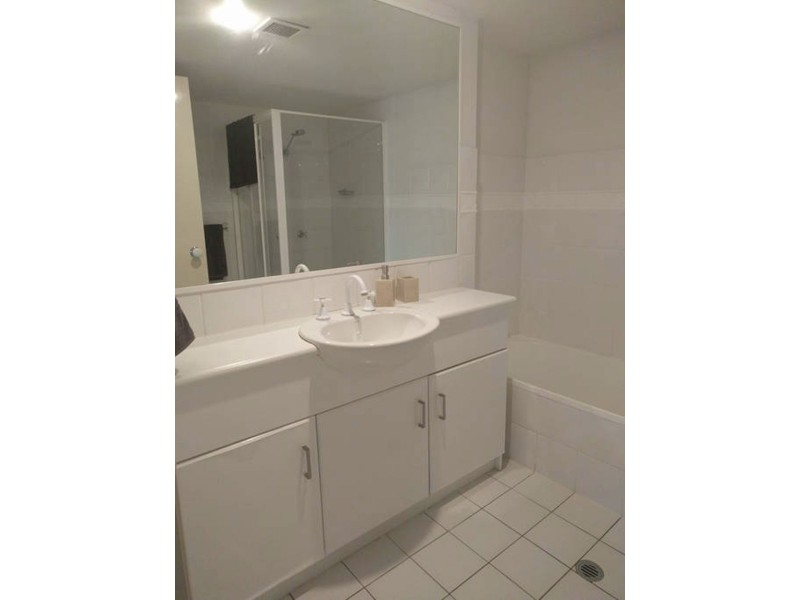 B9/1 Great Hall Drive “Magic Mountain”, Miami QLD 4220