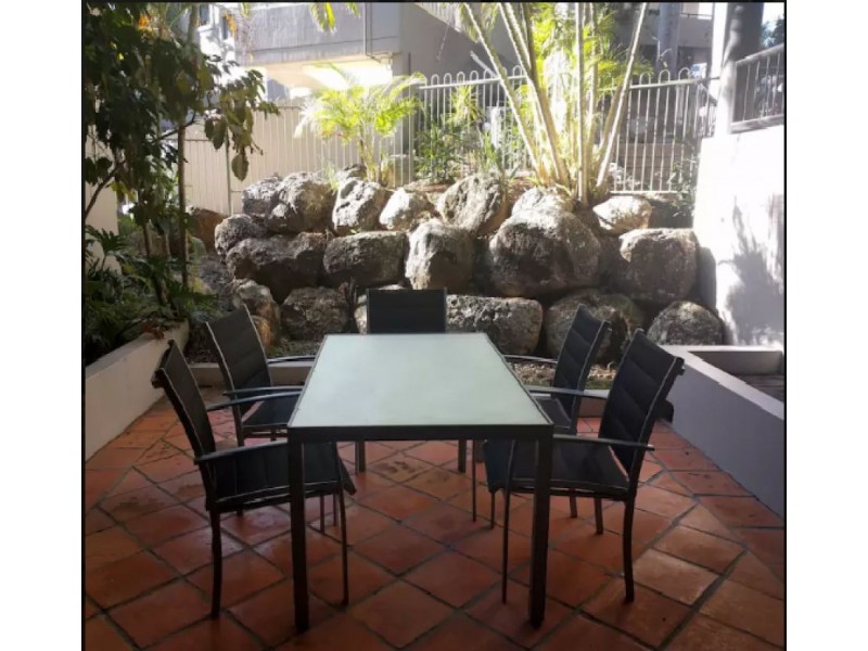 B9/1 Great Hall Drive “Magic Mountain”, Miami QLD 4220