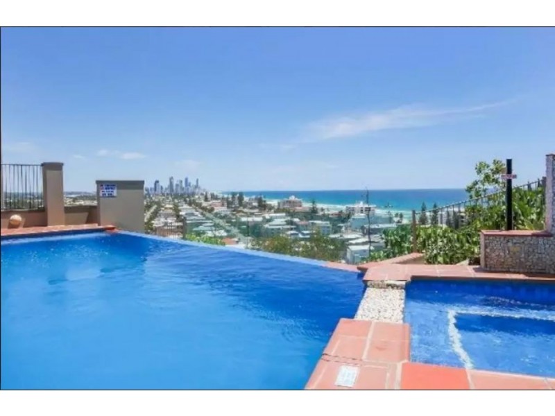 B9/1 Great Hall Drive “Magic Mountain”, Miami QLD 4220