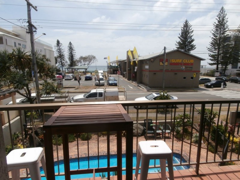 6 26 Albatross Avenue, Mermaid Beach QLD 4218