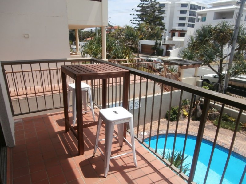 6 26 Albatross Avenue, Mermaid Beach QLD 4218
