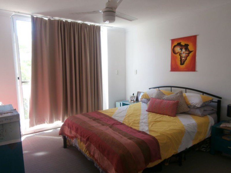 18/28 Chairlift Avenue “Santorini by the Sea”, Mermaid Beach QLD 4218
