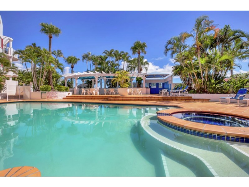 15/28 Chairlift Avenue, Nobby Beach QLD 4218