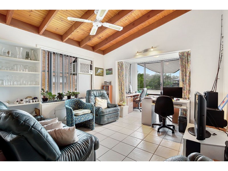 1/20 Sunbird Street, Burleigh Waters QLD 4220