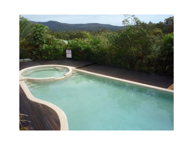 42 Panorama Palms, Highland Park QLD 4211