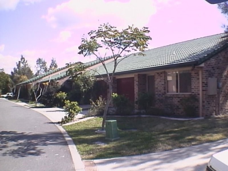 42 Panorama Palms, Highland Park QLD 4211