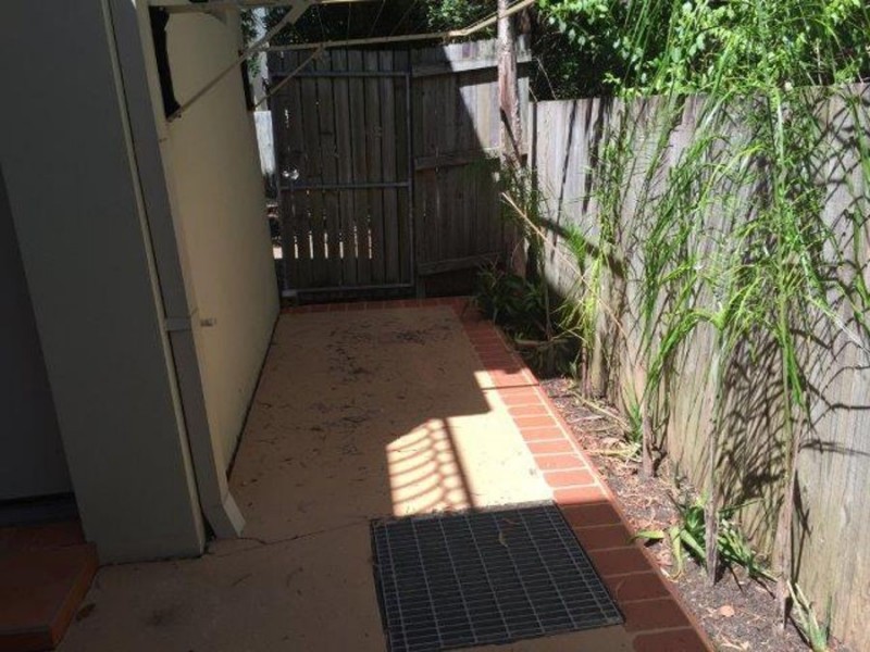 7 141 Cotlew Street, Ashmore QLD 4214