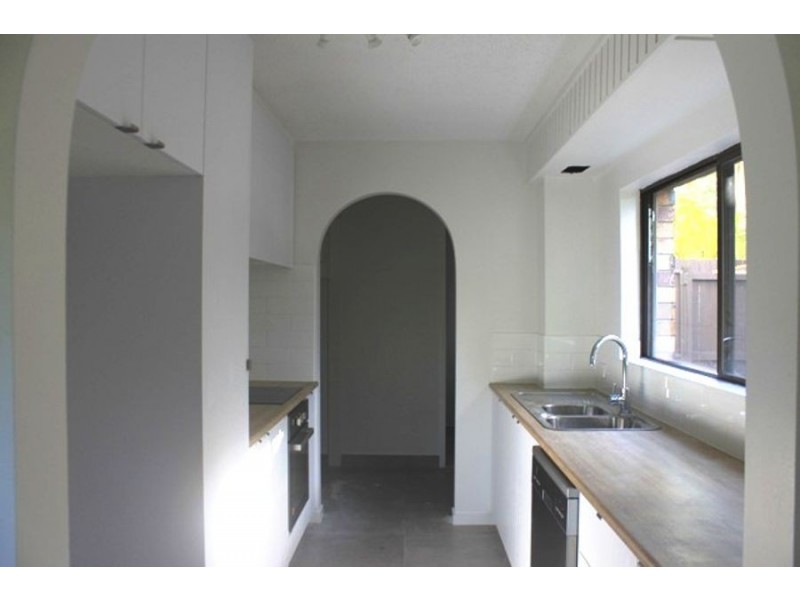 1/13 Chairlift Avenue East, Mermaid Beach QLD 4218