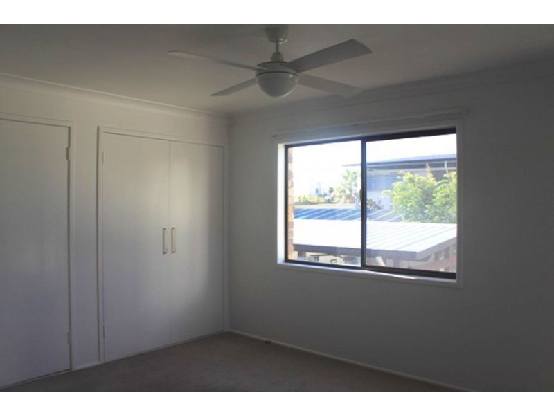 1/13 Chairlift Avenue East, Mermaid Beach QLD 4218