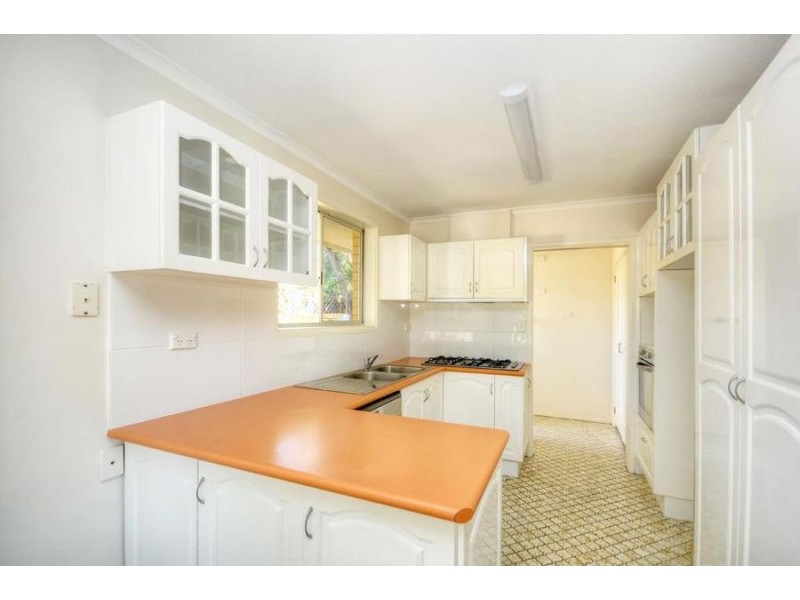 19 Bermuda Street, Broadbeach Waters QLD 4218