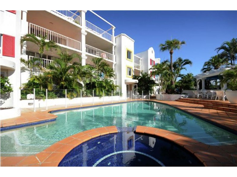 19/28 Chairlift Avenue “Santorini by the Sea”, Mermaid Beach QLD 4218