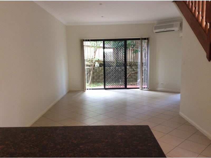 13/141 Cotlew St, Ashmore QLD 4214
