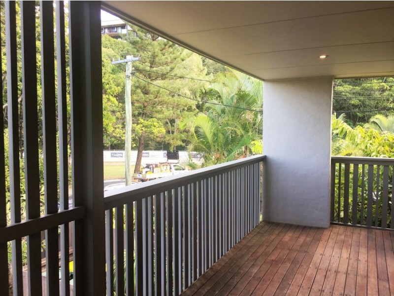 13 Chairlift Avenue East, Mermaid Beach QLD 4218