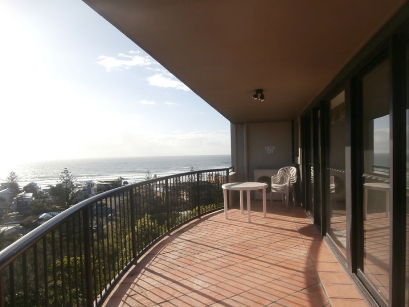 A37/1 Great Hall Drive “Magic Mountain”, Miami QLD 4220