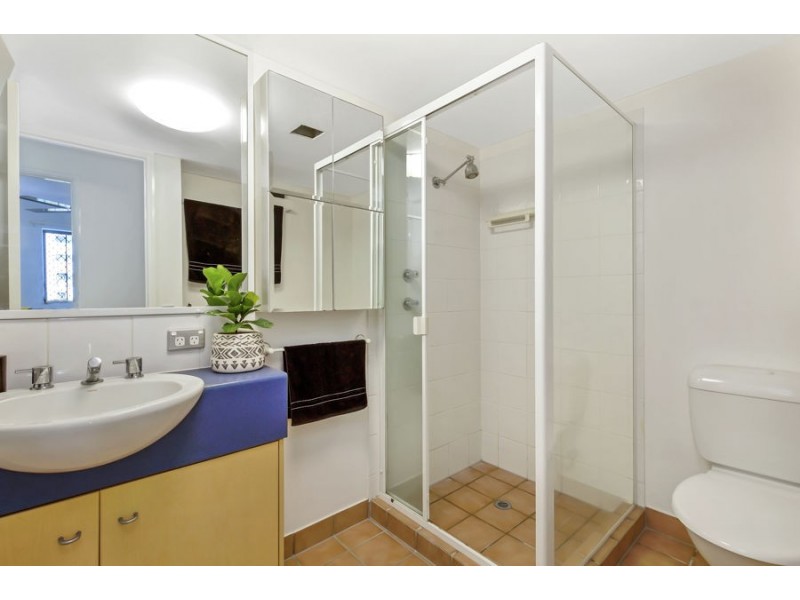 30/20 Anne Avenue, Broadbeach QLD 4218