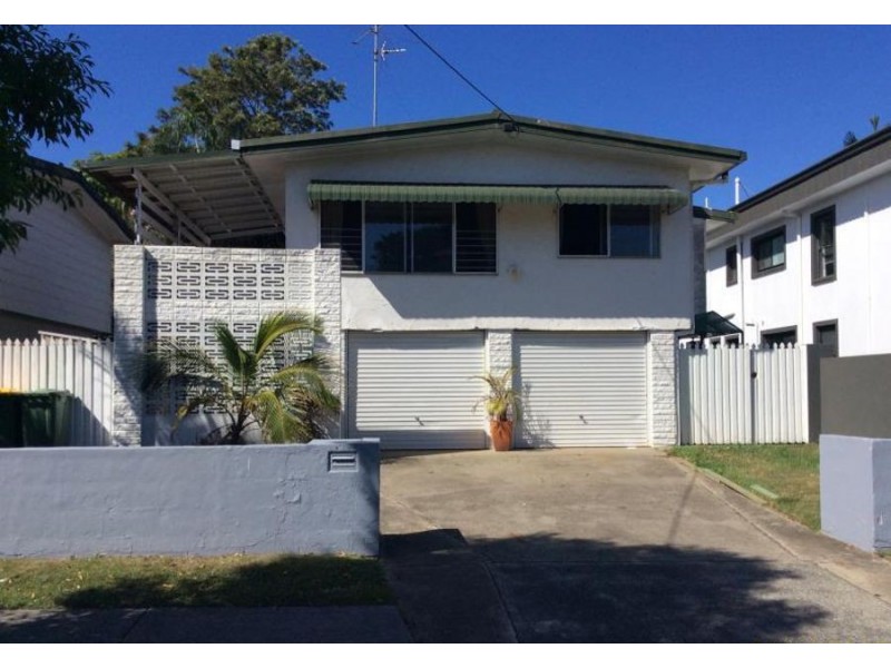 34 Kallay Street, Miami QLD 4220