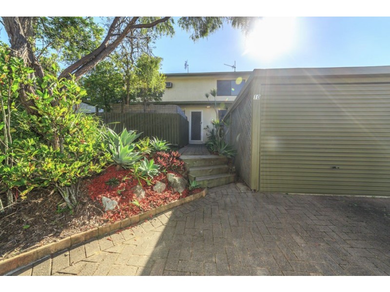 10/71 Olsen Avenue, Labrador QLD 4215