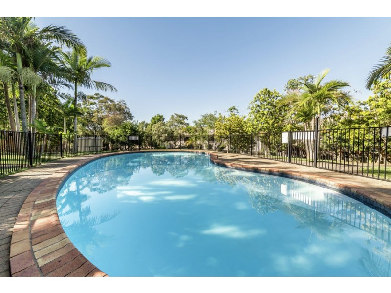 10/71 Olsen Avenue, Labrador QLD 4215