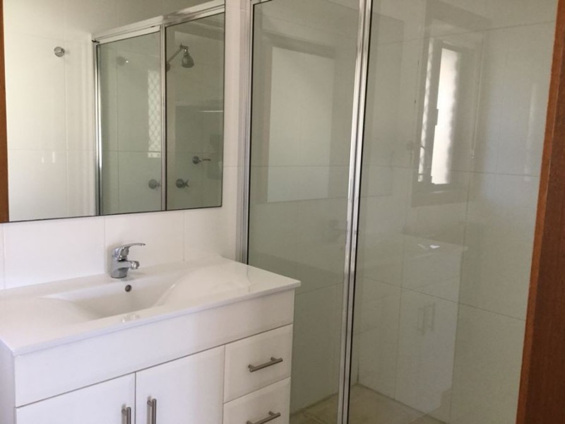 1 22-24 Heron Av, Mermaid Beach QLD 4218