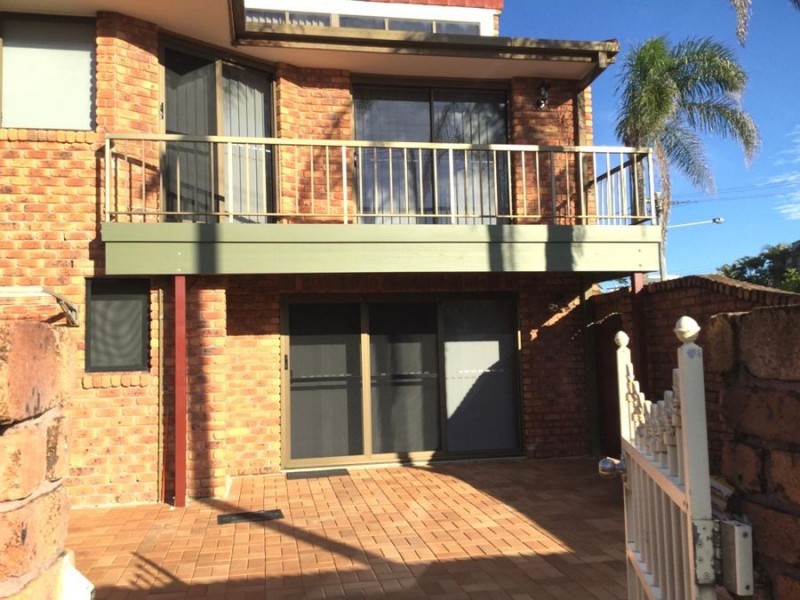 1 22-24 Heron Av, Mermaid Beach QLD 4218