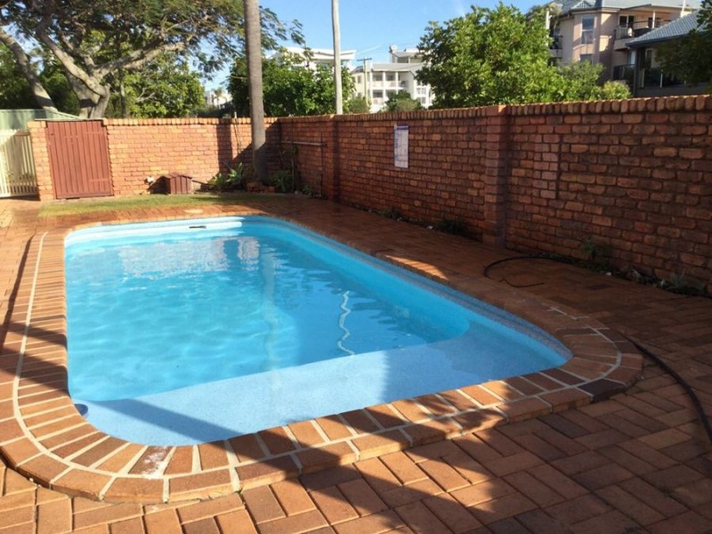 1 22-24 Heron Av, Mermaid Beach QLD 4218