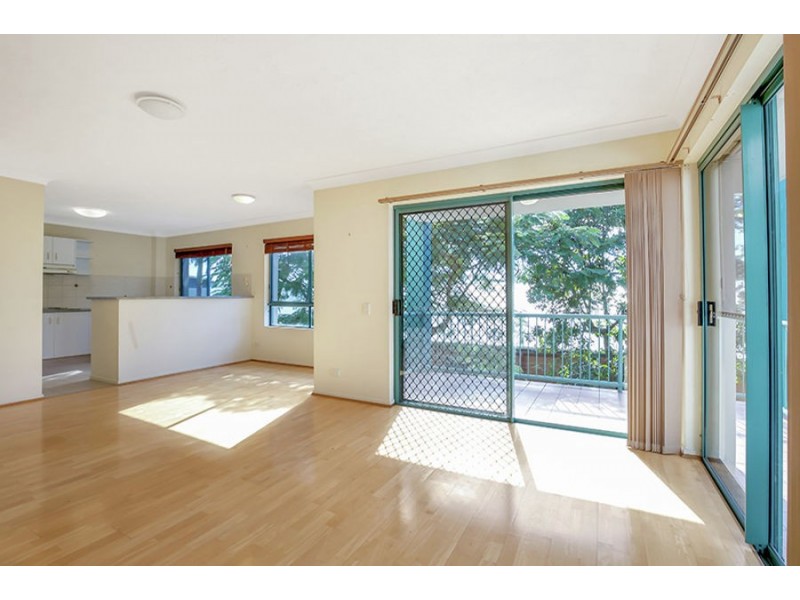 8/17 Markeri Street, Mermaid Beach QLD 4218