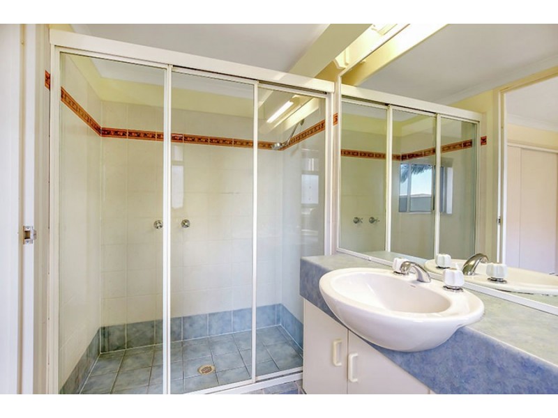 8/17 Markeri Street, Mermaid Beach QLD 4218