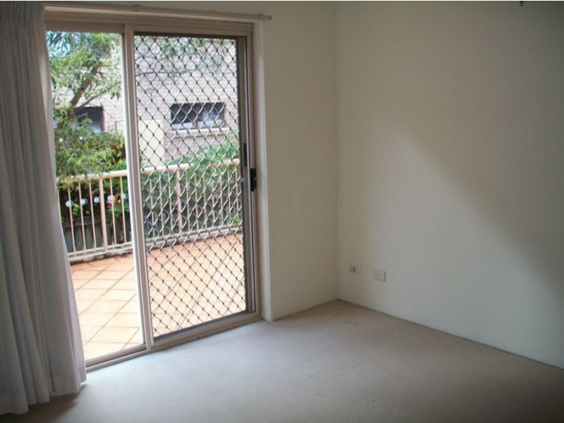 2 36 Peerless Avenue, Mermaid Beach QLD 4218