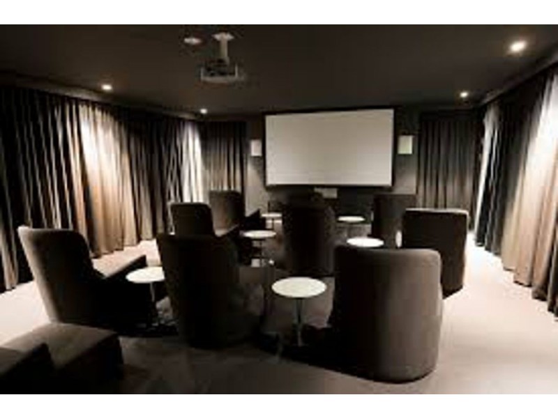 2076/9 Ferny Av “Circle on Cavill”, Surfers Paradise QLD 4217