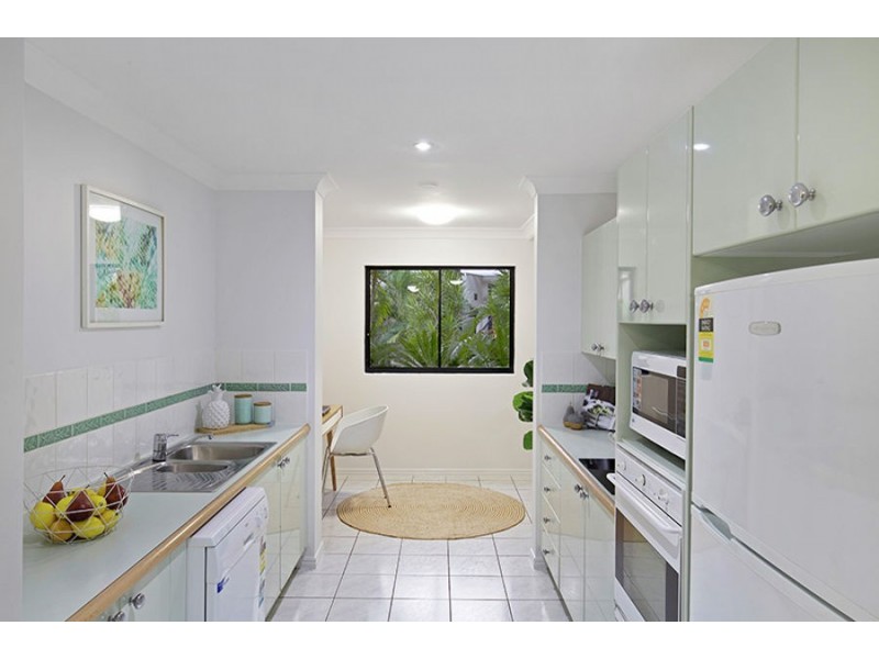 E6/1 Great Hall Drive, Nobby Beach QLD 4218