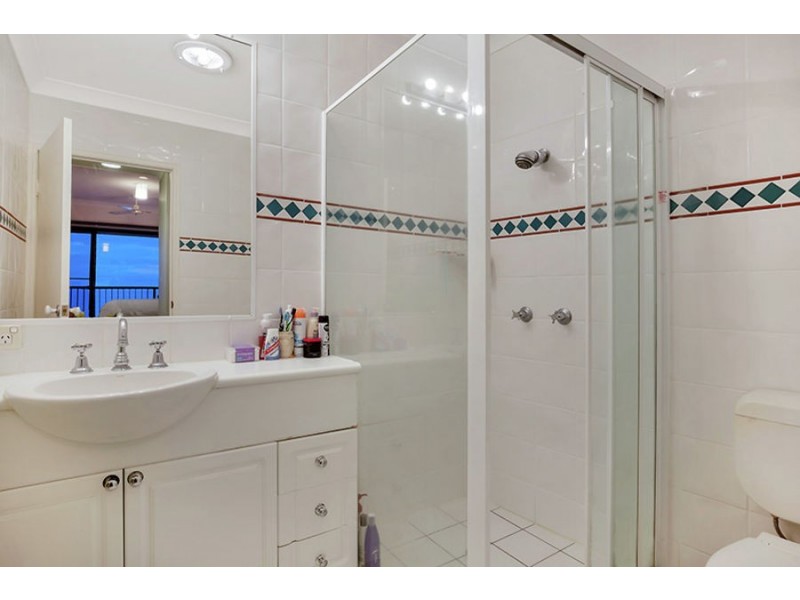 A37/1 Great Hall Drive, Nobby Beach QLD 4218