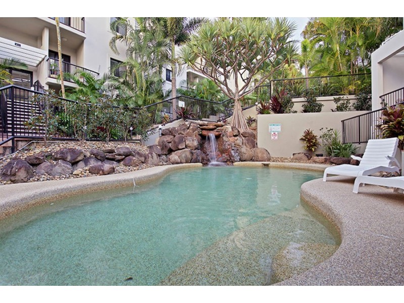 A37/1 Great Hall Drive, Nobby Beach QLD 4218