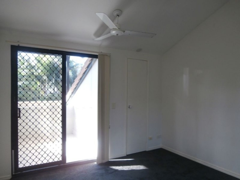 B26/1 Great Hall Drive “Magic Mountain”, Mermaid Beach QLD 4218