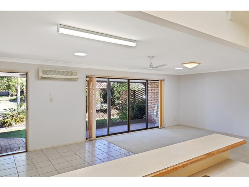 42/172 Barrier Reef Drive, Mermaid Waters QLD 4218