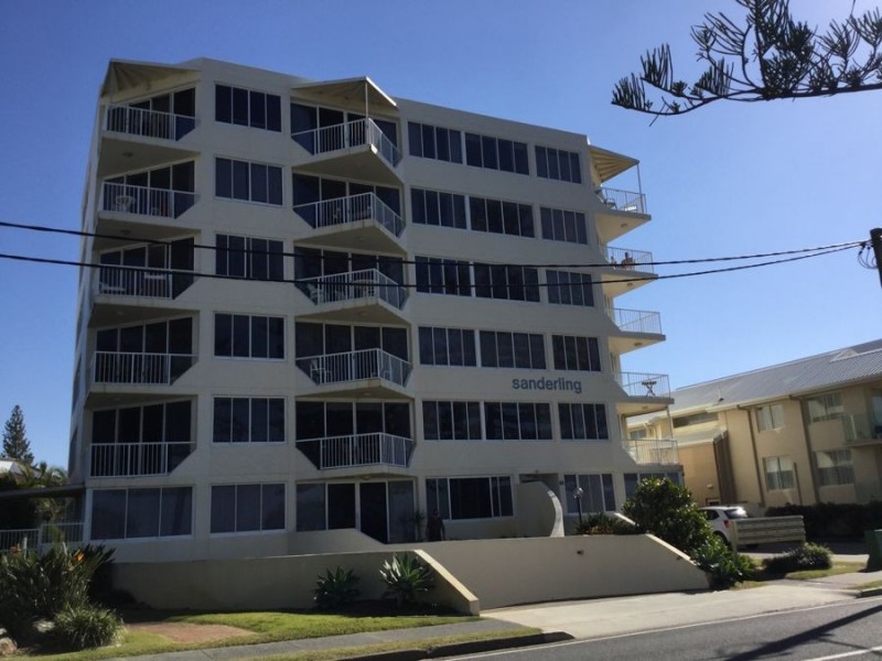 9/40 Marine Parade “Sanderling”, Miami QLD 4220